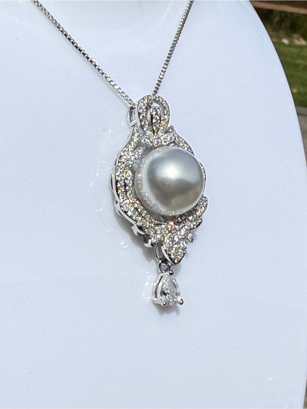 NWT Sterling Silver Pearl and Cubic Zirconia Pendant Necklace - White Pearl